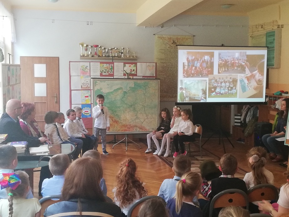 Rozstrzygnięcie konkursu literacko-plastycznego „Przedszkolne rymowanie – Polska to taka kraina, która się w sercu zaczyna”