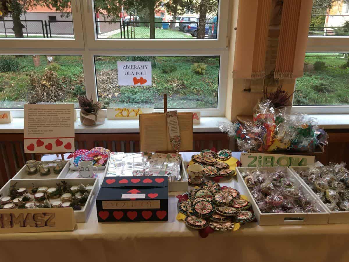 Kiermasz charytatywny dla Poli